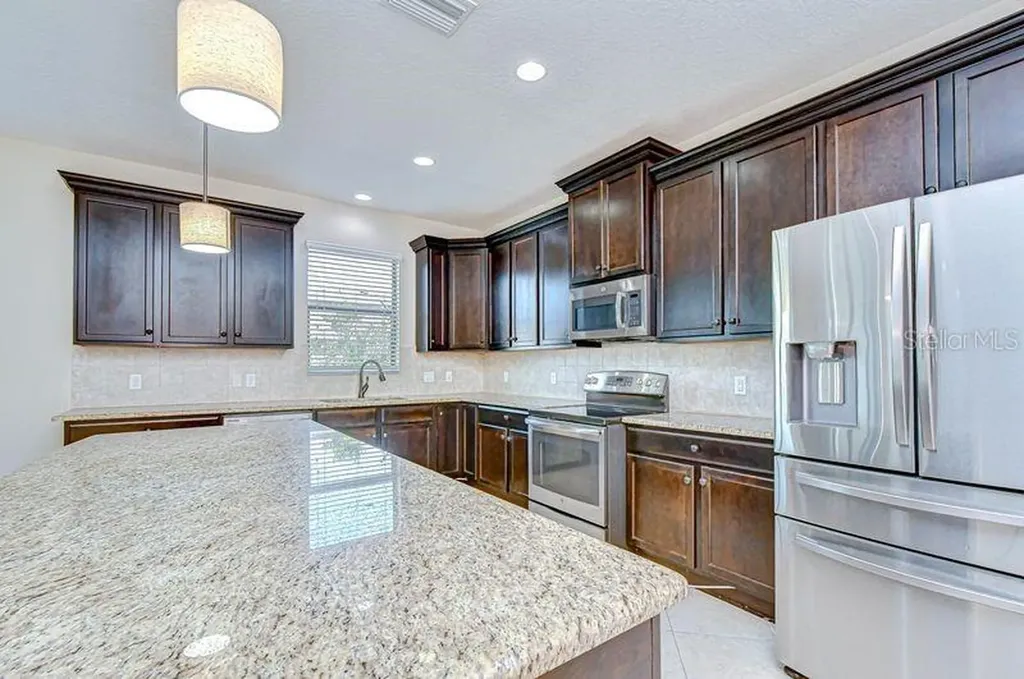 871 Vino Verde Circle Brandon FL 33511