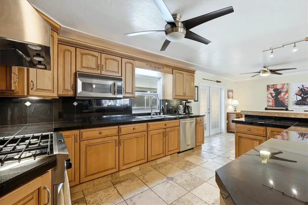 1534 Georgetowne Lane Sarasota FL 34232