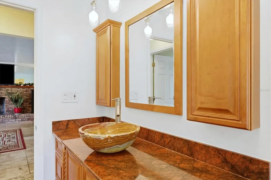 1534 Georgetowne Lane Sarasota FL 34232