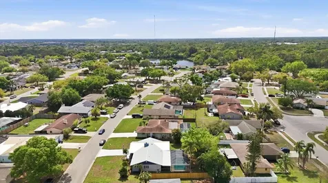 1534 Georgetowne Lane Sarasota FL 34232