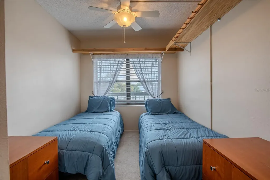 305 30th Avenue W Bradenton FL 34205