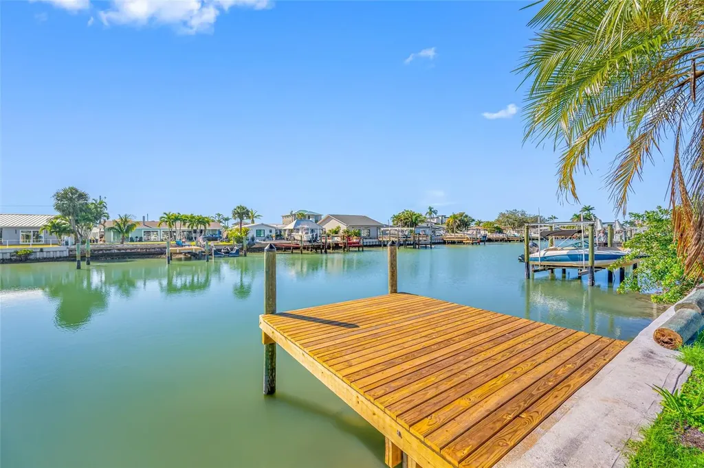 7930 Causeway Boulevard S St Petersburg FL 33707