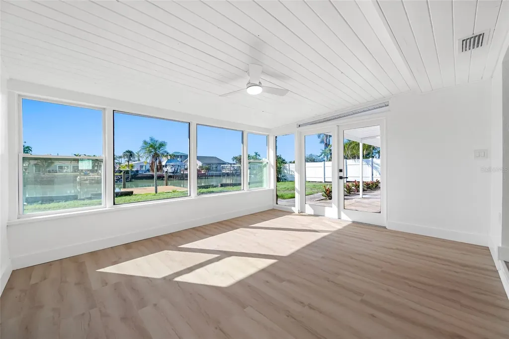 7930 Causeway Boulevard S St Petersburg FL 33707