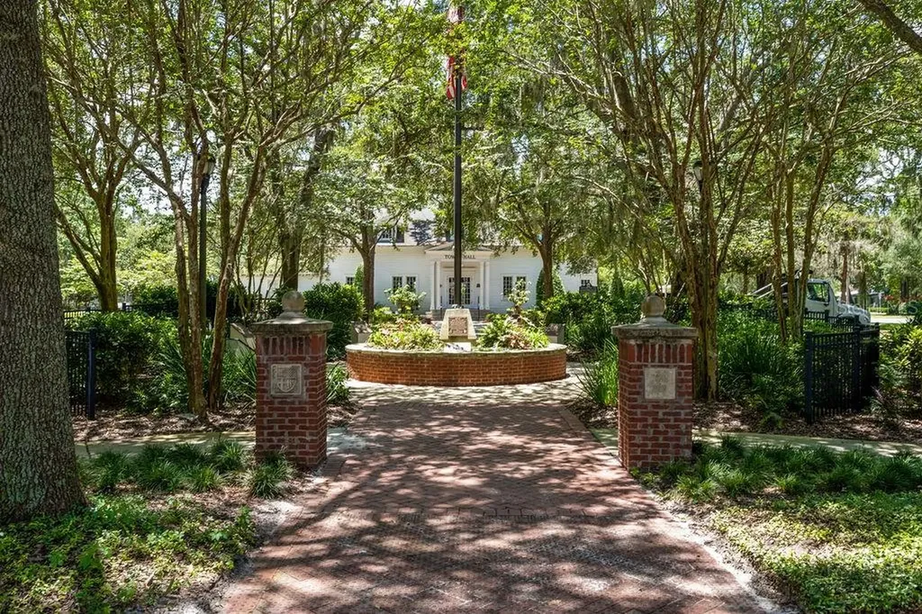 325 Magnolia Street Windermere FL 34786
