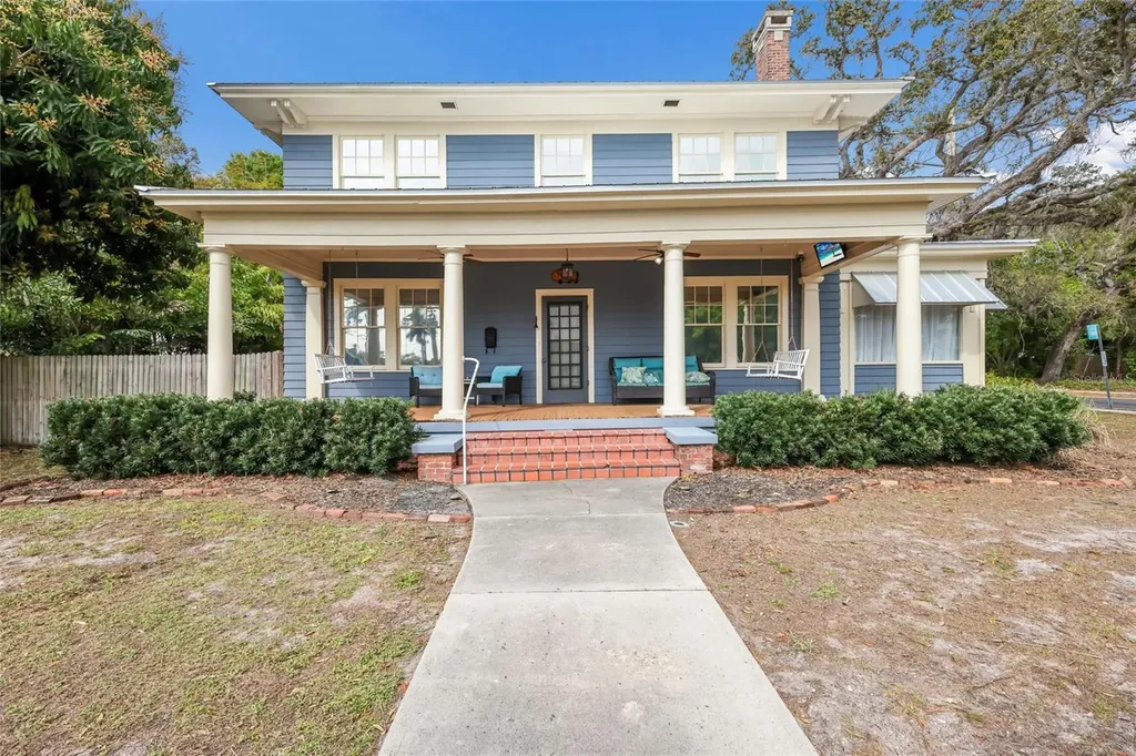 904 W 22nd Street W Bradenton FL 34205