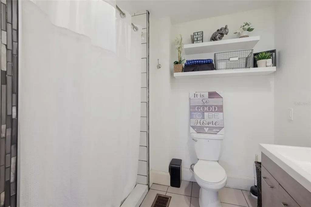 904 W 22nd Street W Bradenton FL 34205