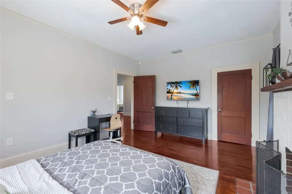 904 W 22nd Street W Bradenton FL 34205