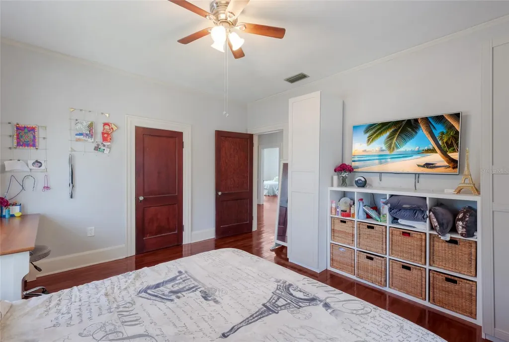 904 W 22nd Street W Bradenton FL 34205