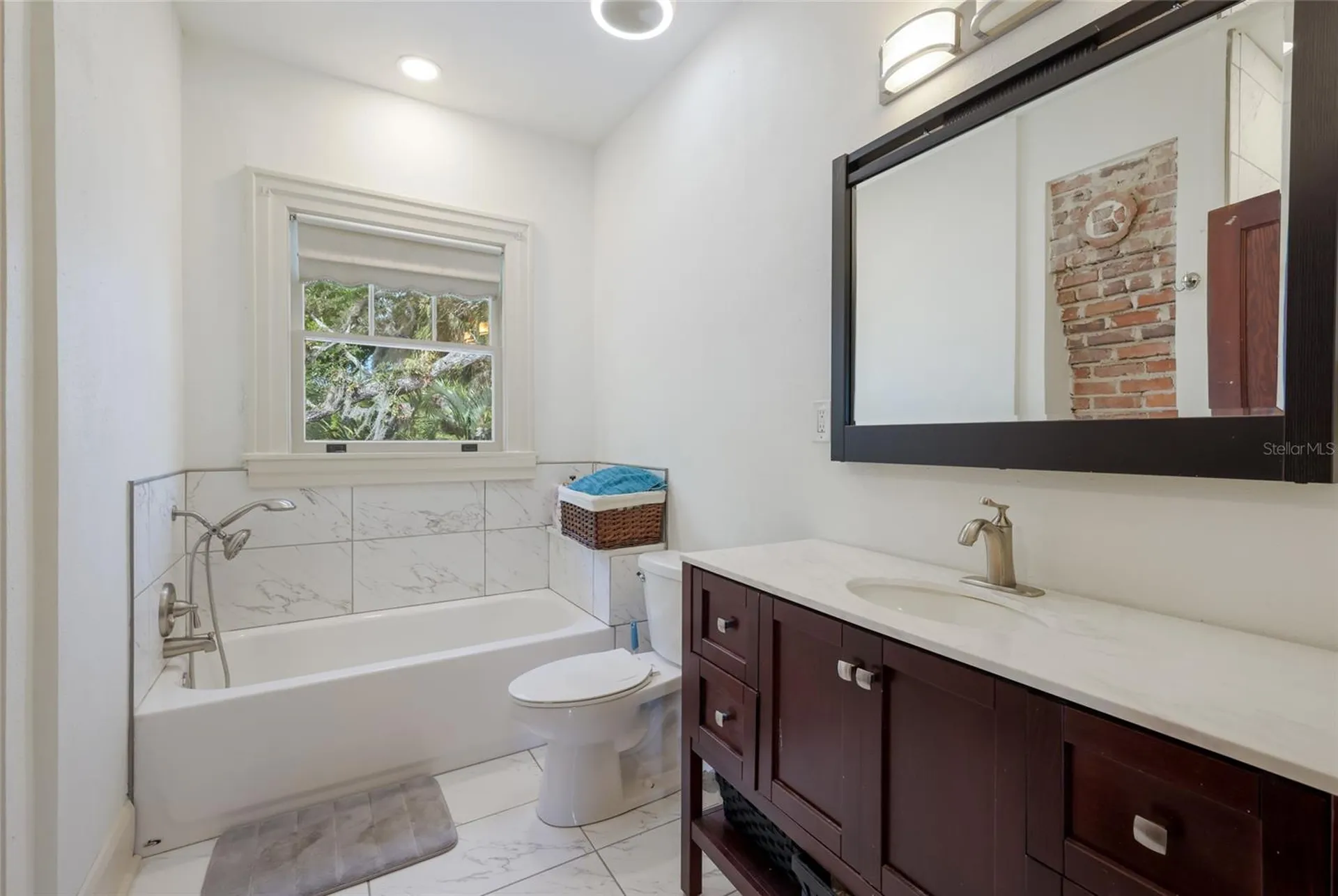 904 W 22nd Street W Bradenton FL 34205