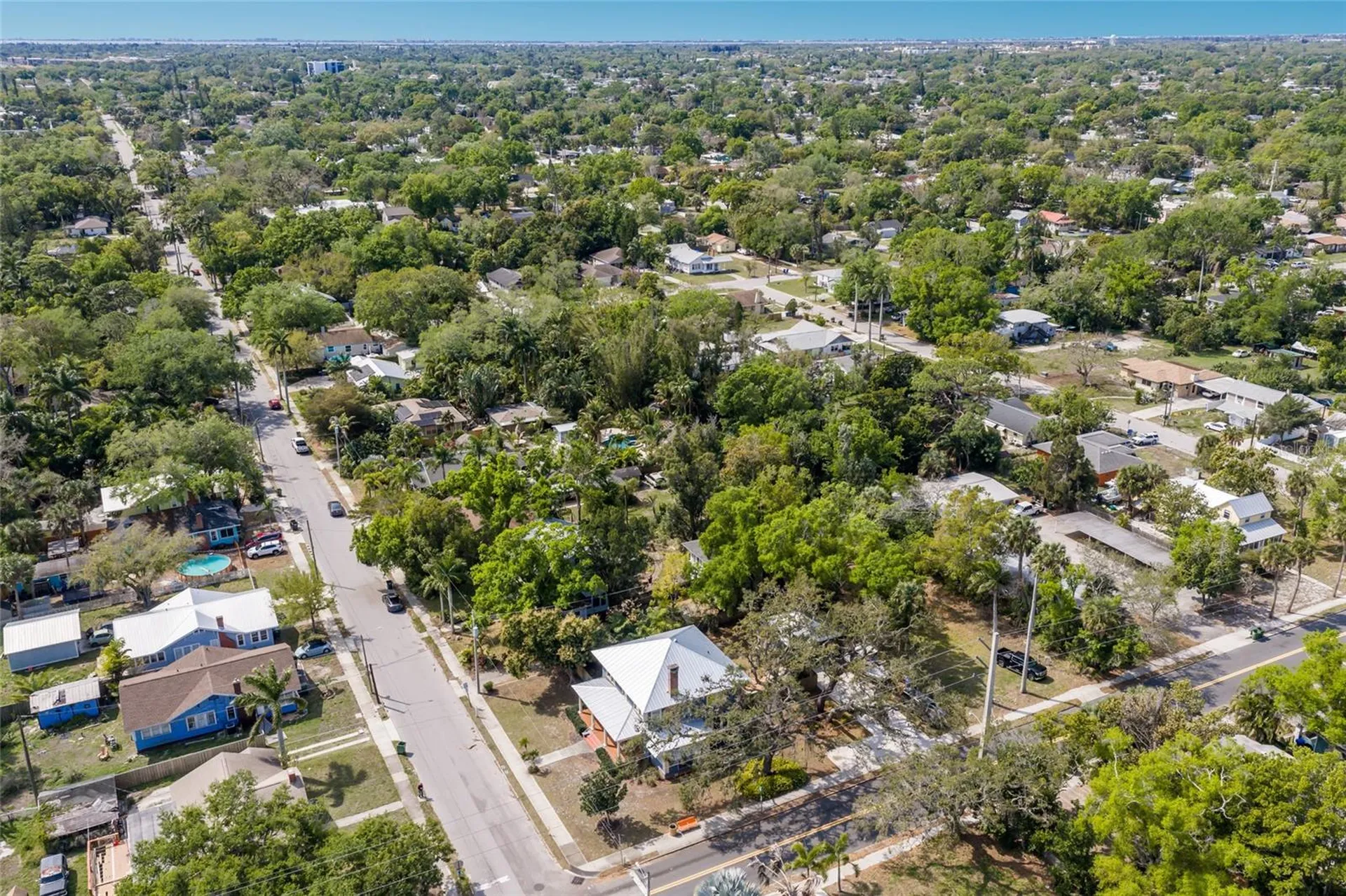 904 W 22nd Street W Bradenton FL 34205