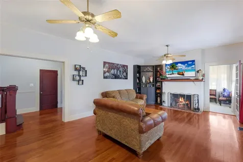 904 W 22nd Street W Bradenton FL 34205