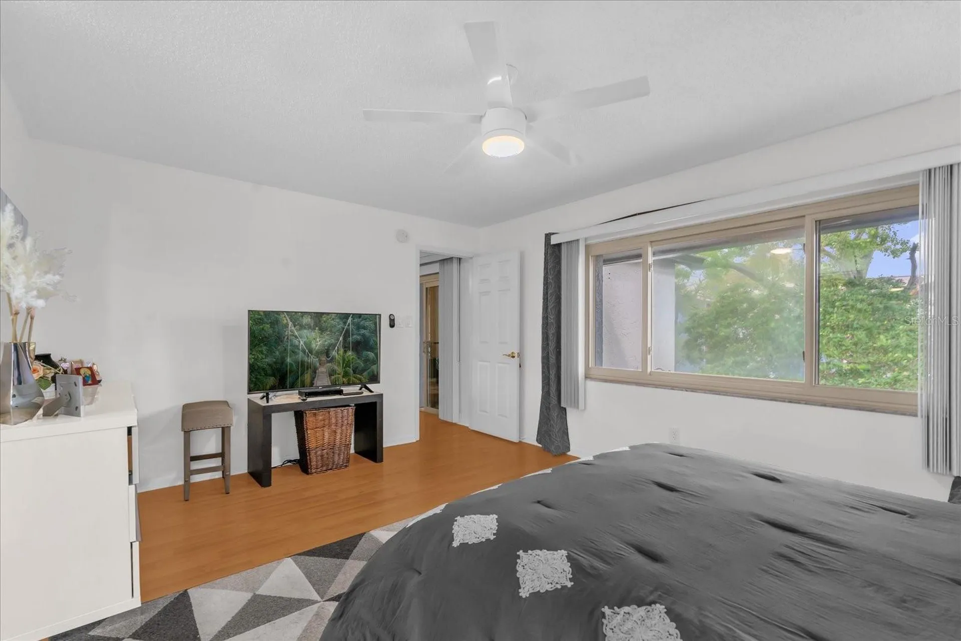 7 Escondido Circle Altamonte Springs FL 32701