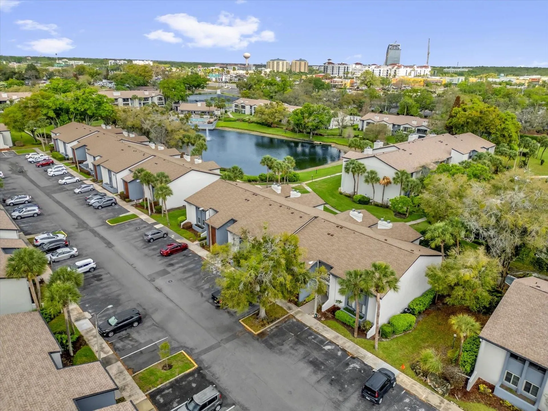 7 Escondido Circle Altamonte Springs FL 32701