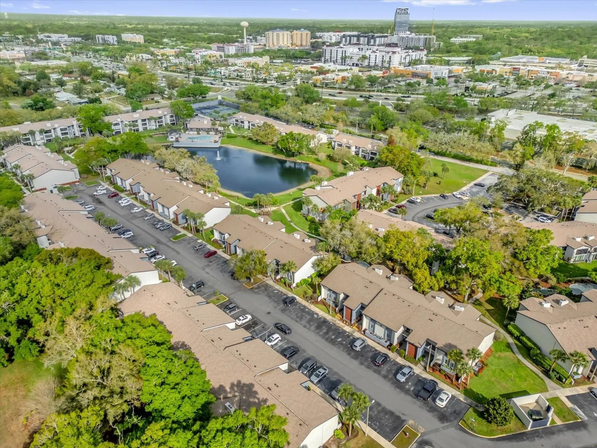7 Escondido Circle Altamonte Springs FL 32701