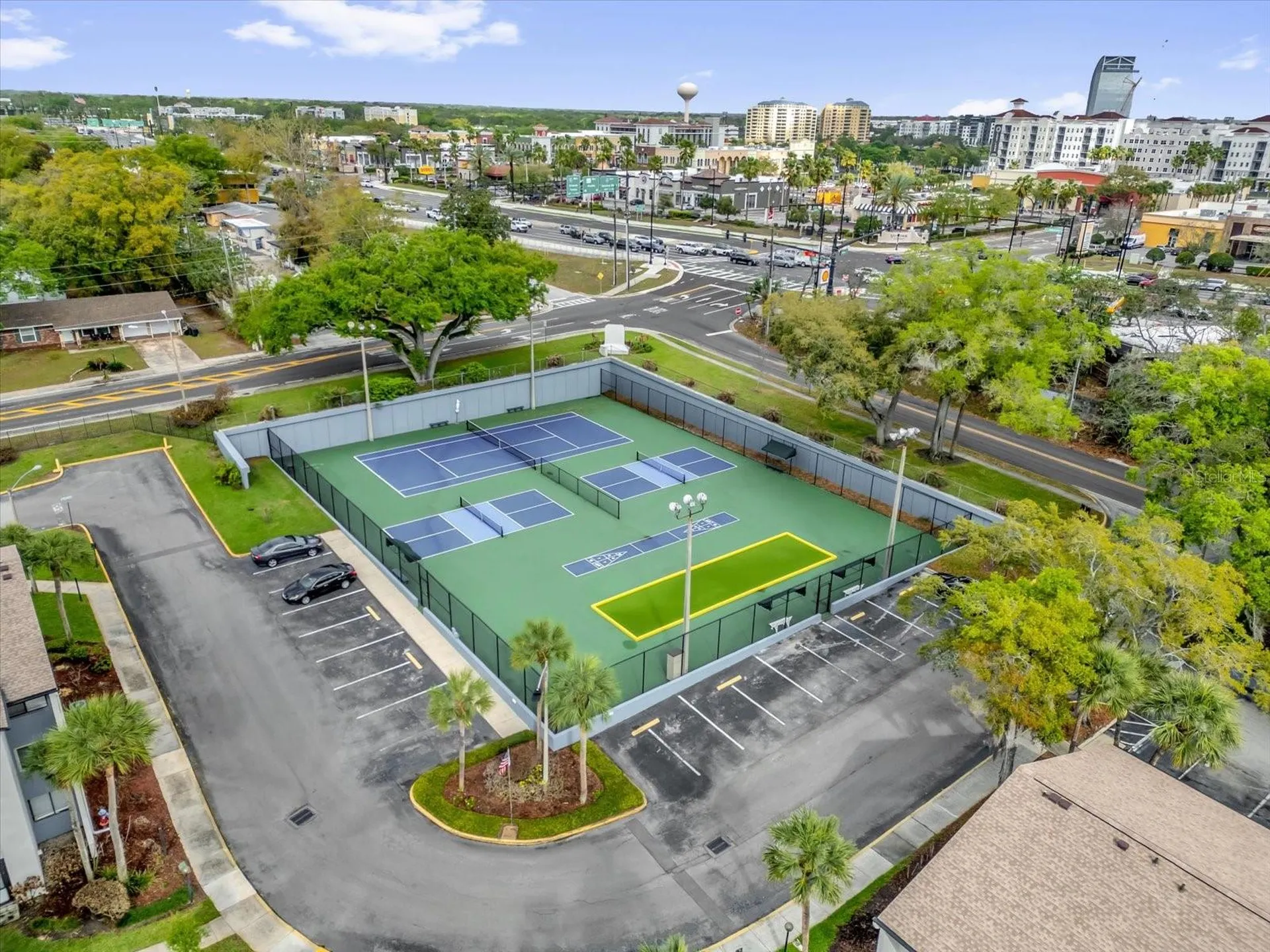 7 Escondido Circle Altamonte Springs FL 32701