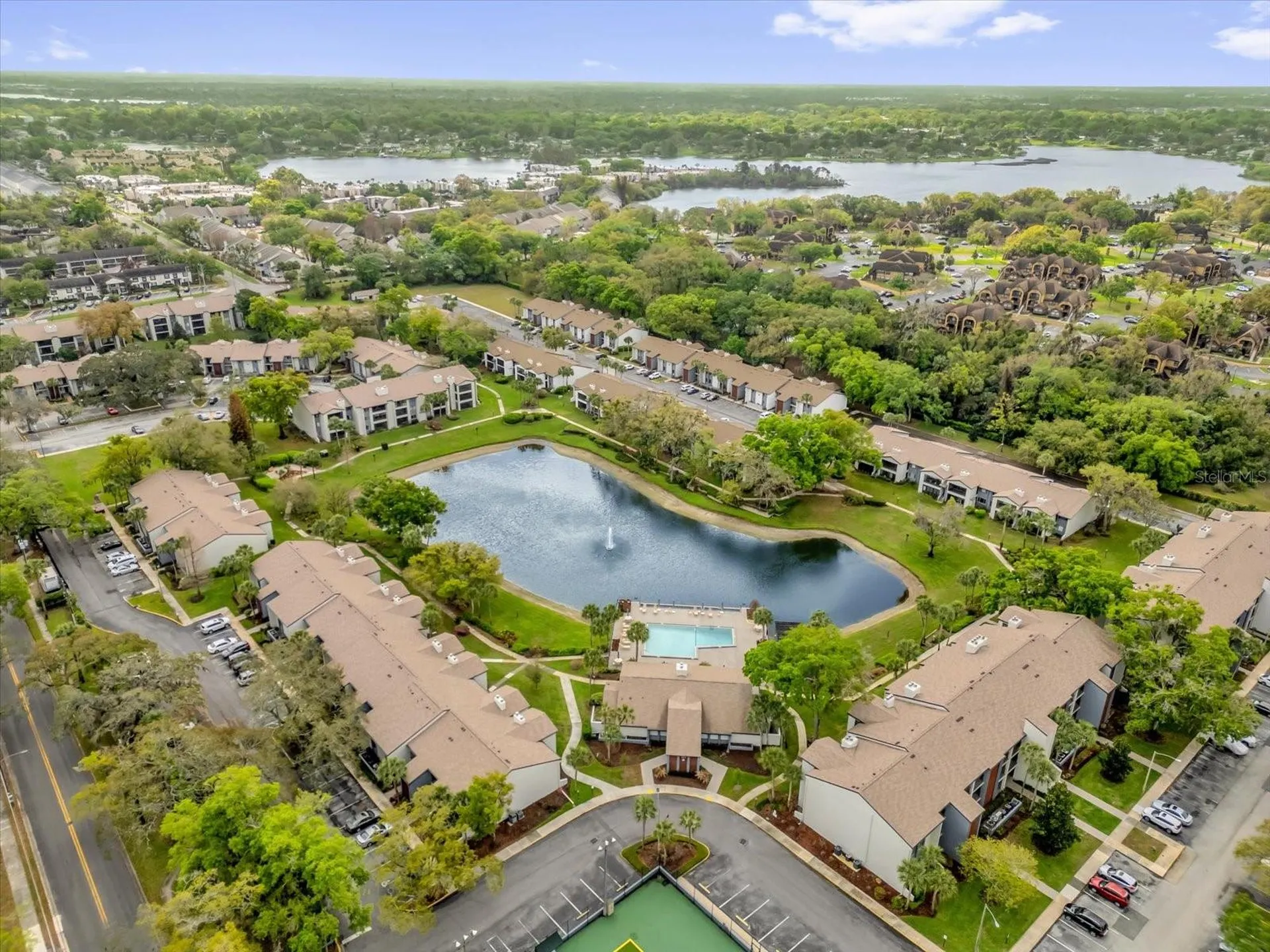 7 Escondido Circle Altamonte Springs FL 32701