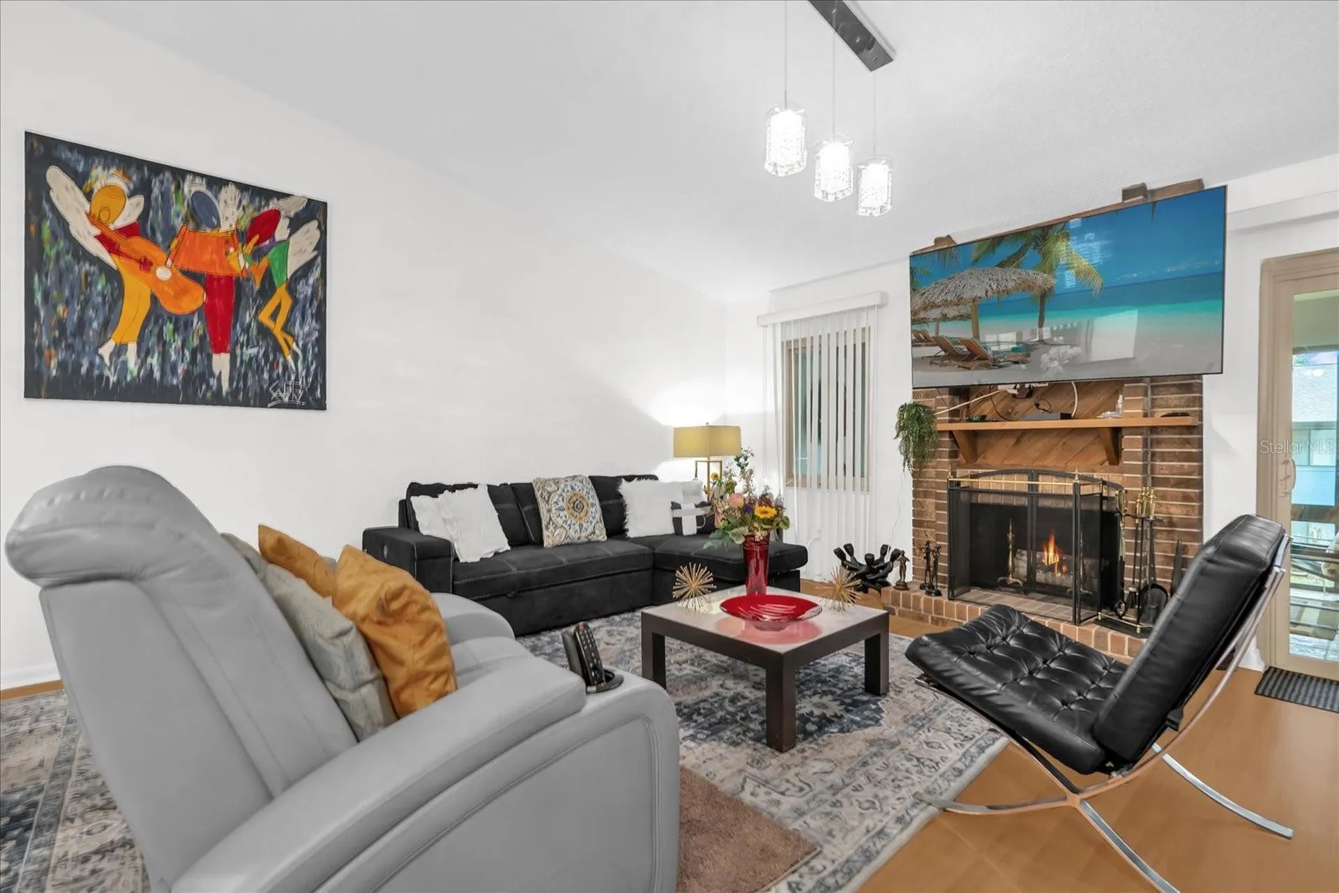 7 Escondido Circle Altamonte Springs FL 32701