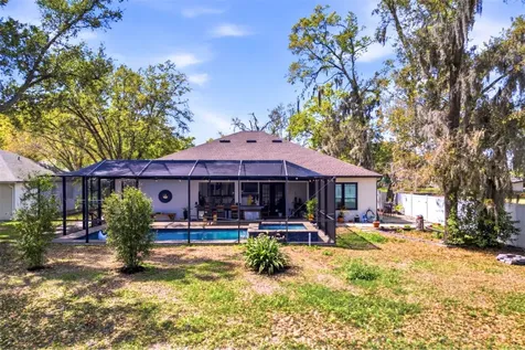 1605 Hidden Meadow Court Valrico FL 33594