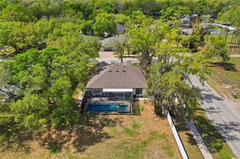 1605 Hidden Meadow Court Valrico FL 33594