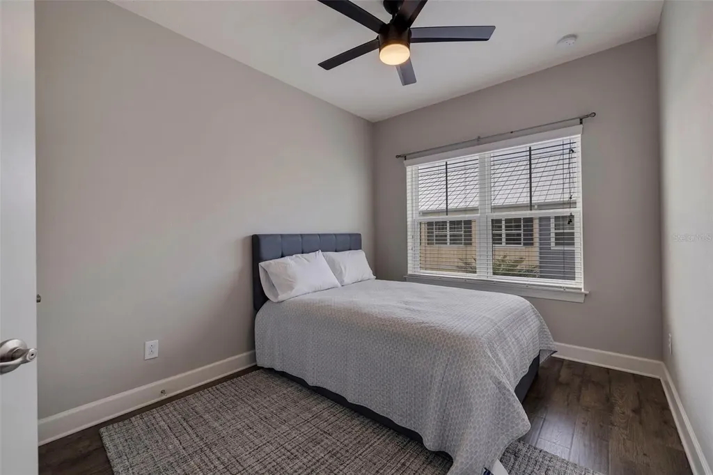6064 Moorings Drive S St Petersburg FL 33712
