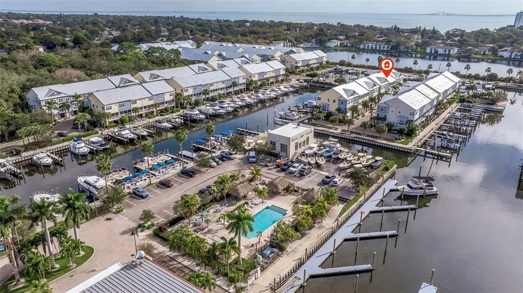 6064 Moorings Drive S St Petersburg FL 33712
