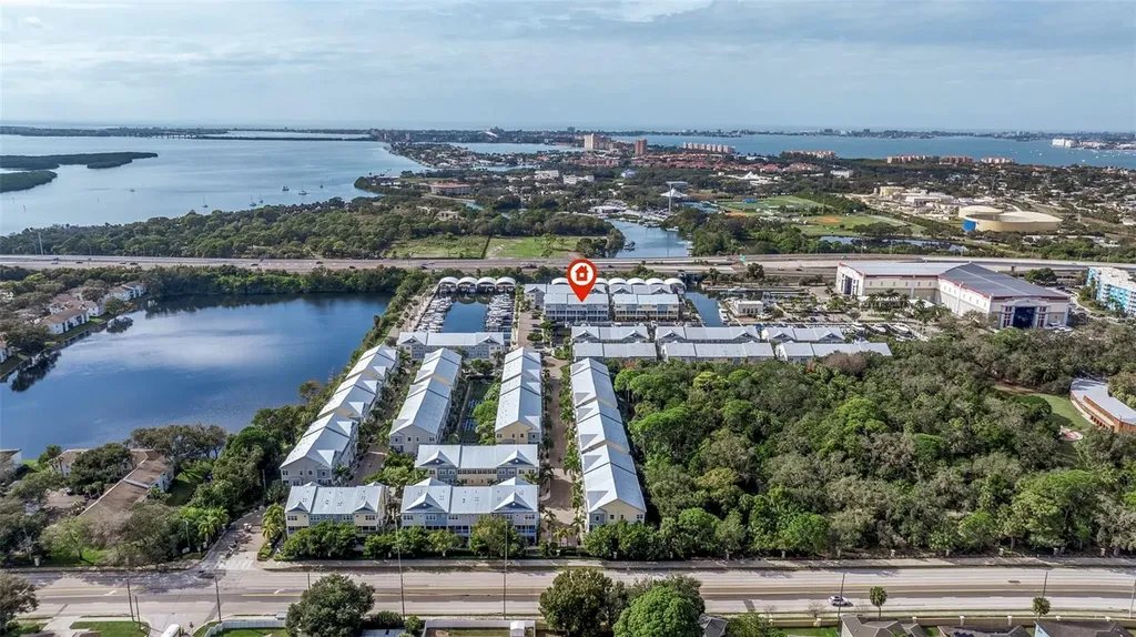 6064 Moorings Drive S St Petersburg FL 33712