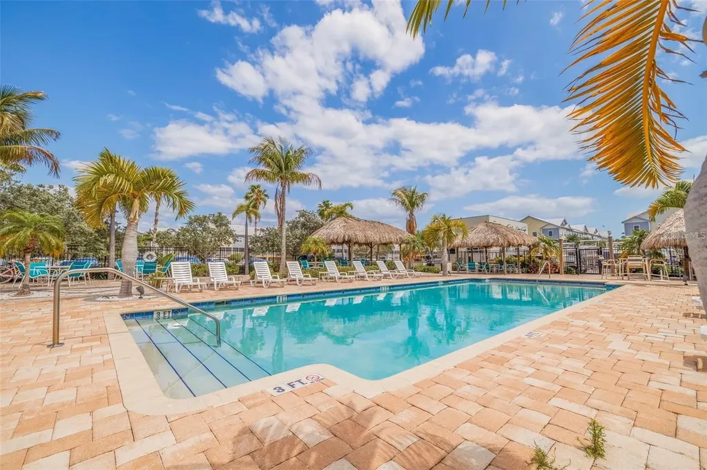 6064 Moorings Drive S St Petersburg FL 33712