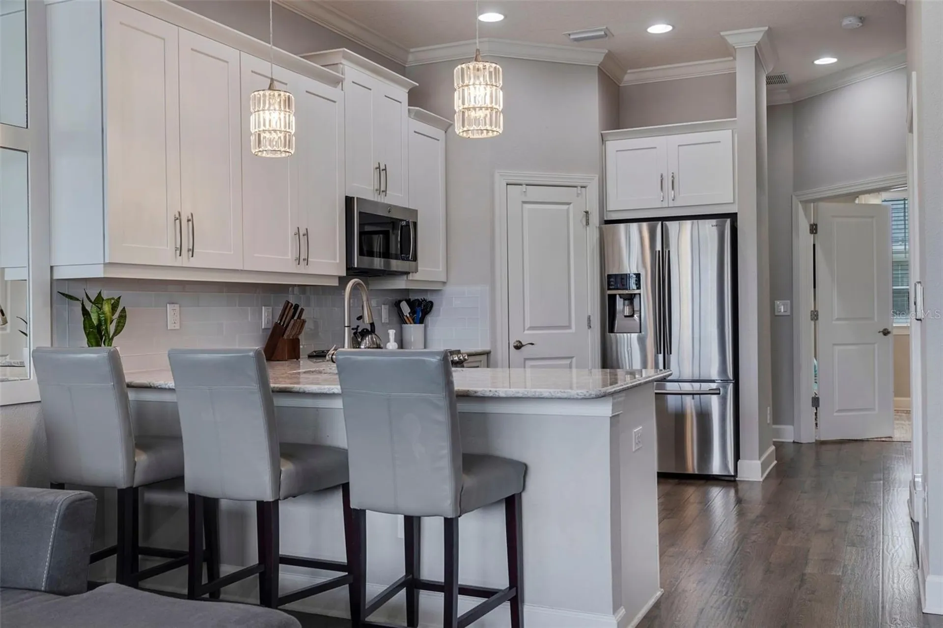 6064 Moorings Drive S St Petersburg FL 33712