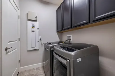 6064 Moorings Drive S St Petersburg FL 33712