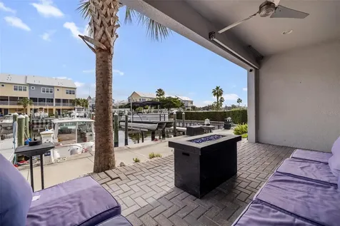 6064 Moorings Drive S St Petersburg FL 33712