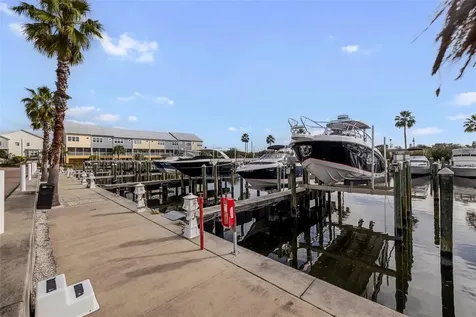 6064 Moorings Drive S St Petersburg FL 33712