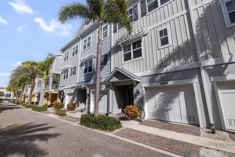 6064 Moorings Drive S St Petersburg FL 33712