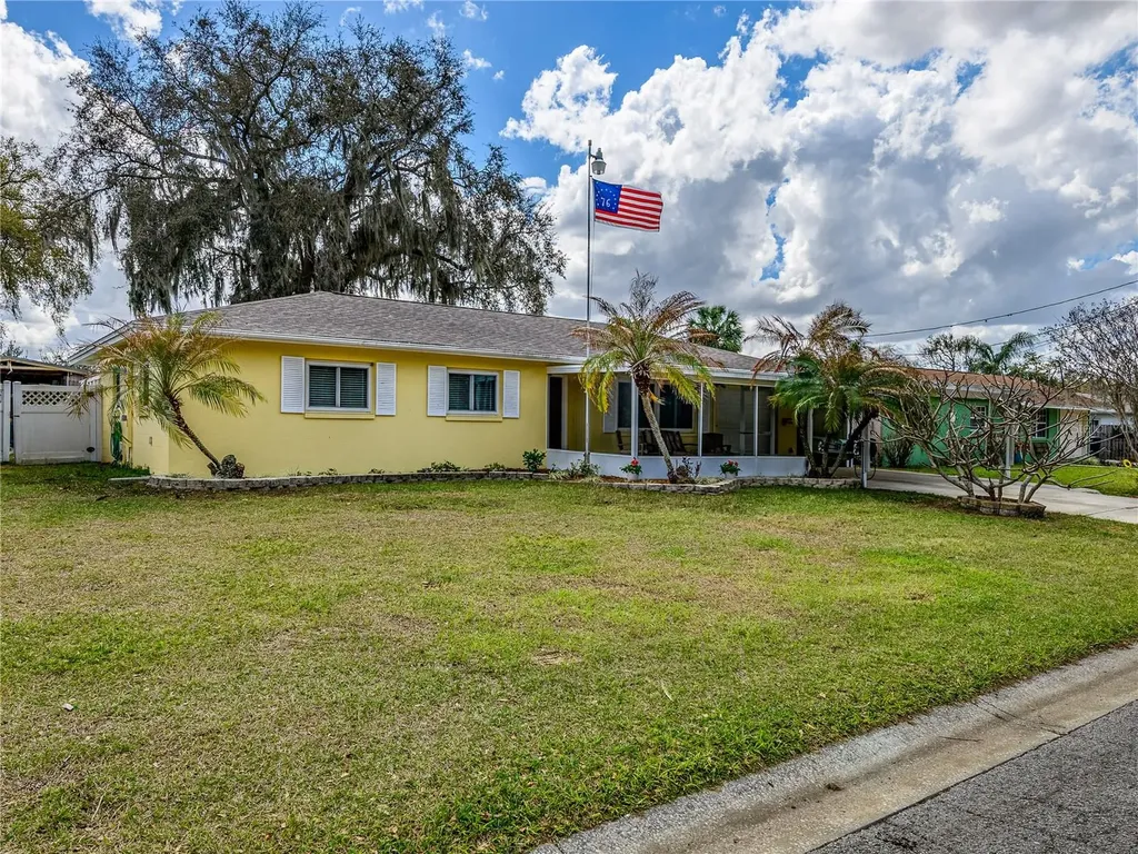 907 Hillside Terrace Brandon FL 33511