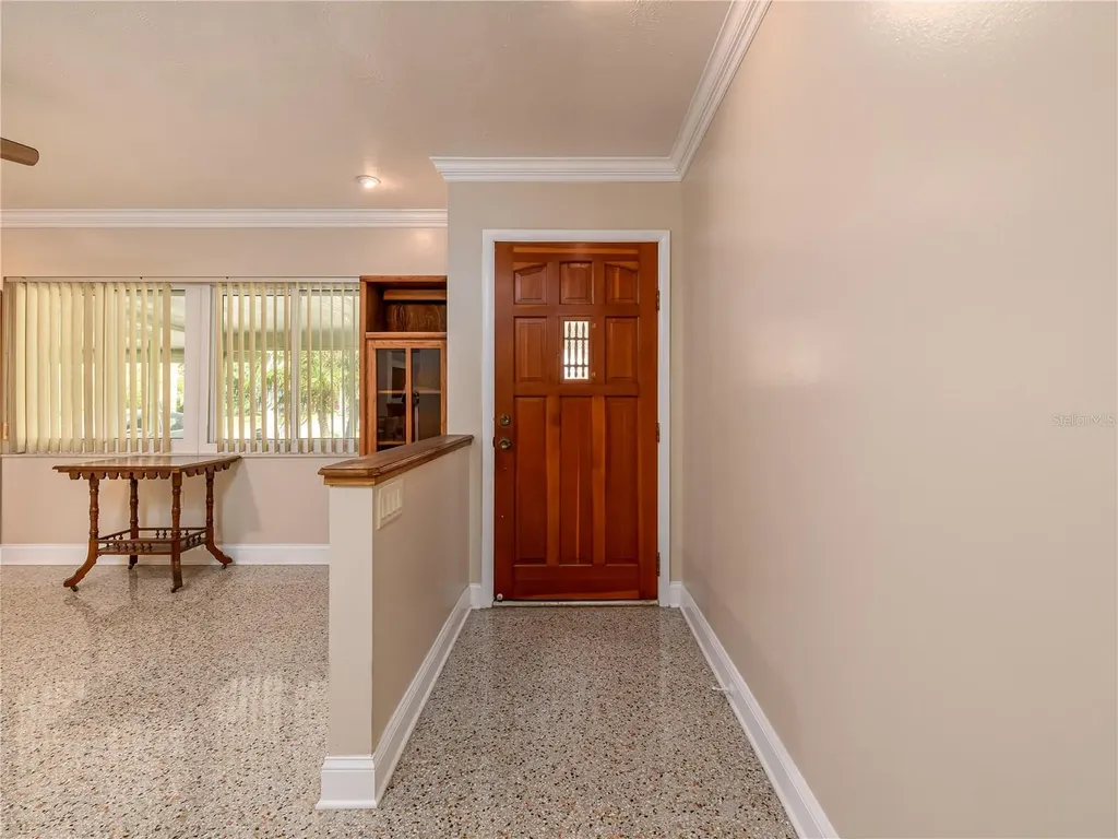 907 Hillside Terrace Brandon FL 33511