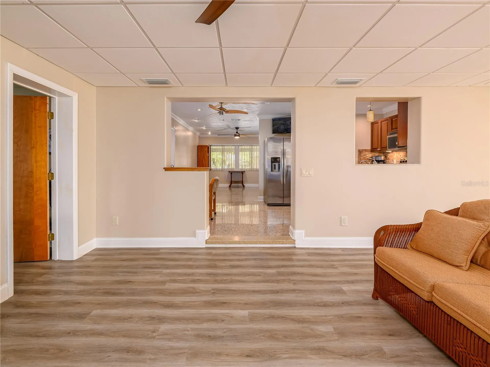 907 Hillside Terrace Brandon FL 33511