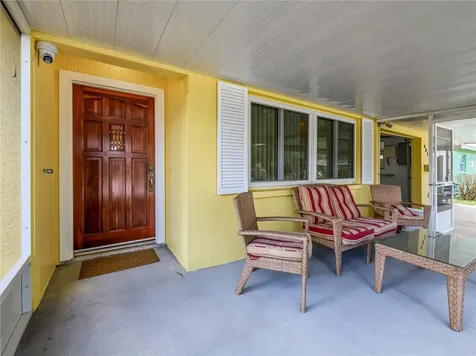 907 Hillside Terrace Brandon FL 33511