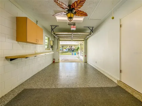 907 Hillside Terrace Brandon FL 33511