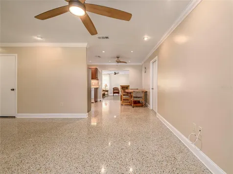 907 Hillside Terrace Brandon FL 33511