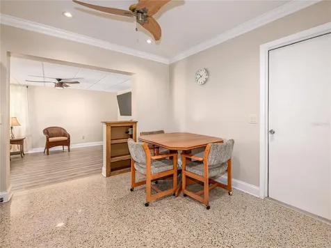 907 Hillside Terrace Brandon FL 33511