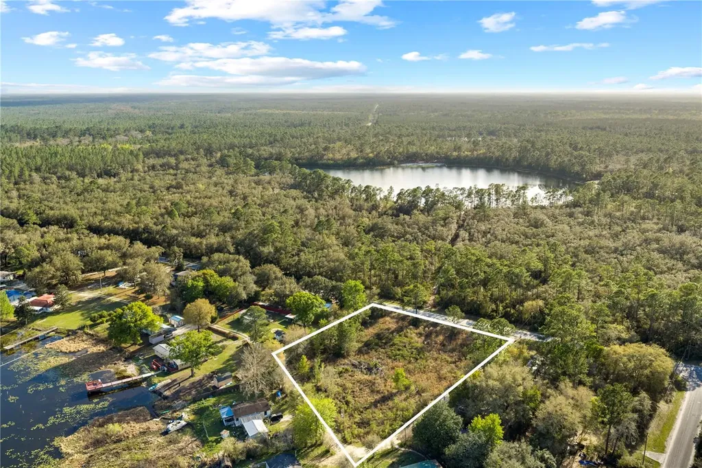 15025 NE 83rd Lane Silver Springs FL 34488