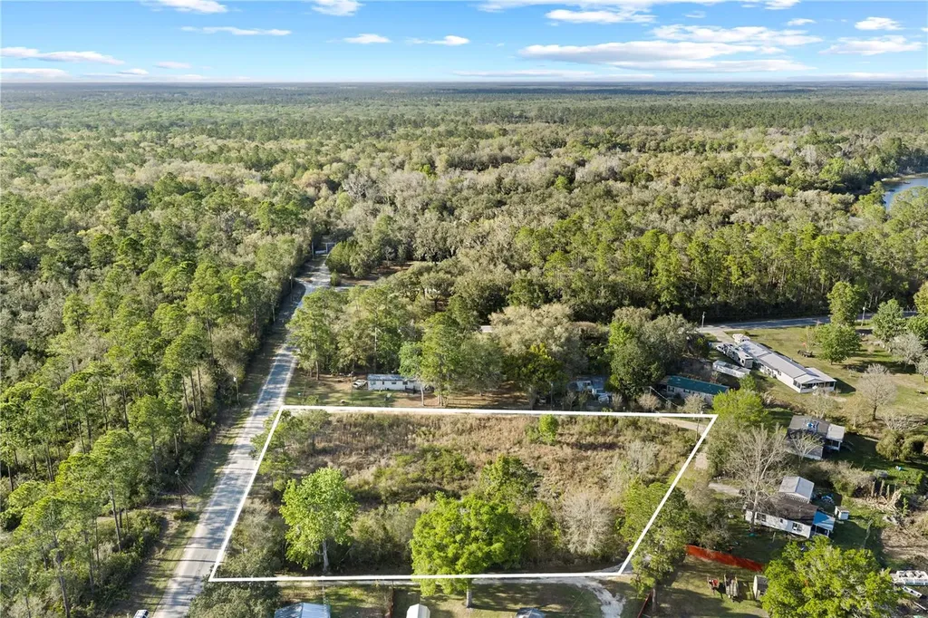 15025 NE 83rd Lane Silver Springs FL 34488