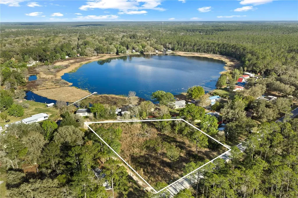 15025 NE 83rd Lane Silver Springs FL 34488