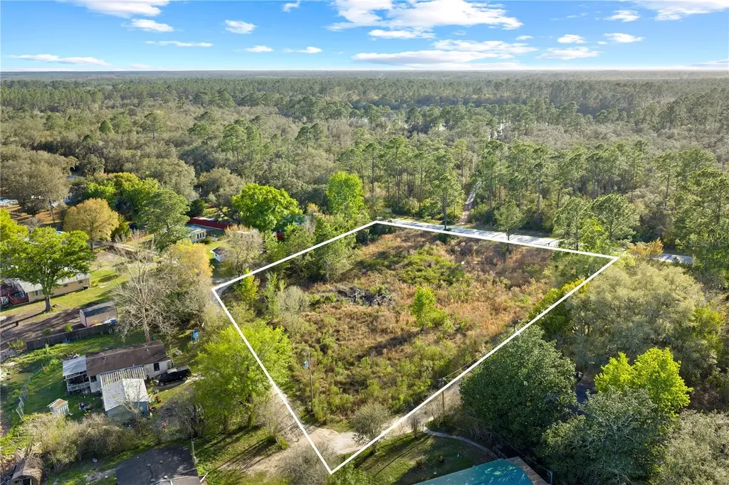 15025 NE 83rd Lane Silver Springs FL 34488