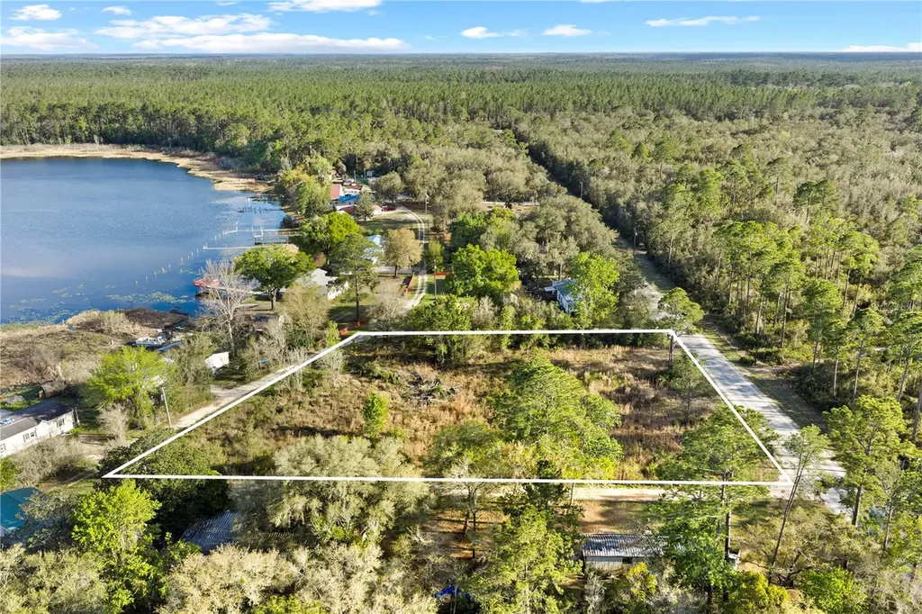 15025 NE 83rd Lane Silver Springs FL 34488