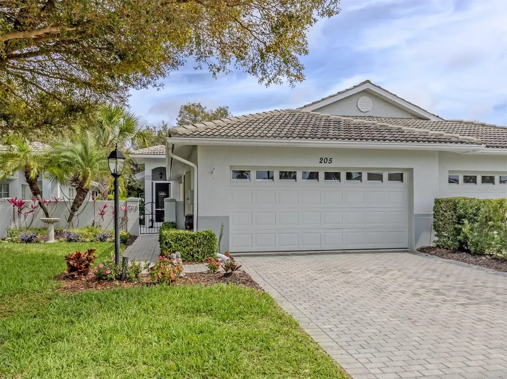 205 Reclinata Circle Venice FL 34292