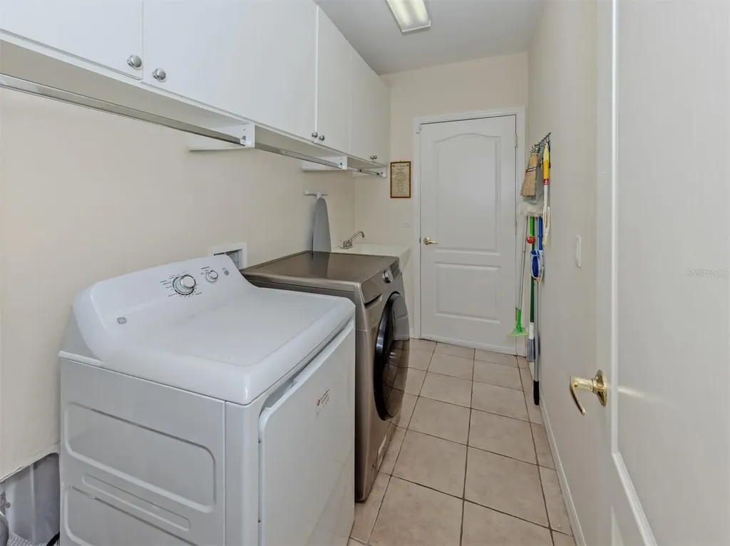 205 Reclinata Circle Venice FL 34292