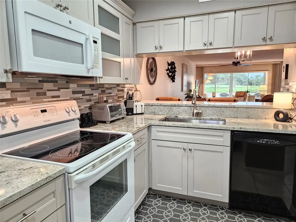 435 Cerromar Lane Venice FL 34293