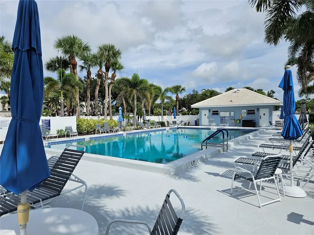 435 Cerromar Lane Venice FL 34293