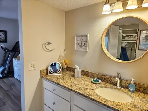 435 Cerromar Lane Venice FL 34293