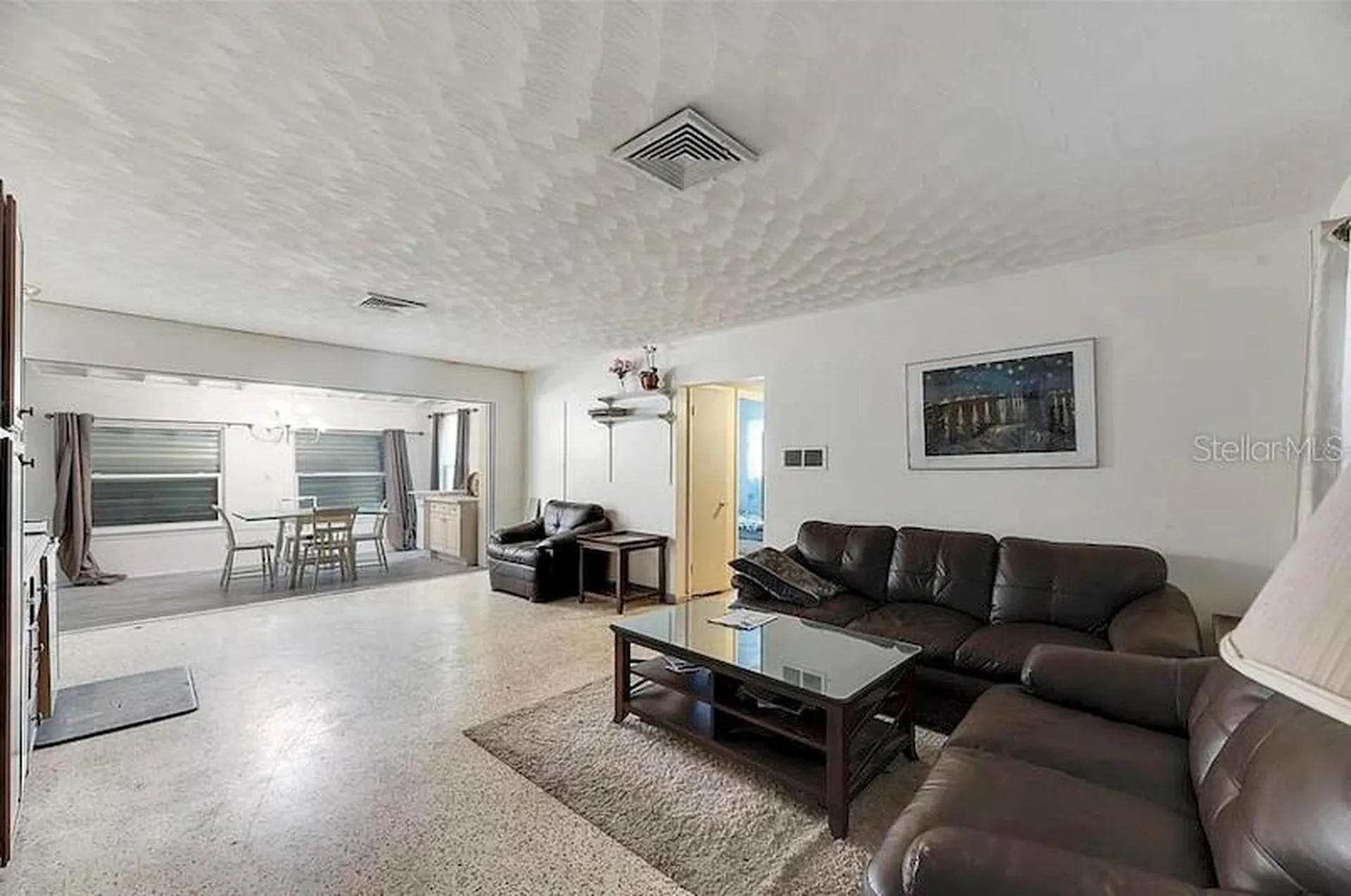 2695 S East Avenue Sarasota FL 34239